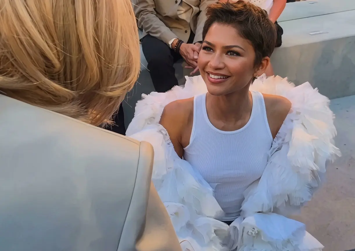 Brigitte Macron se reúne con Zendaya y Pharrell en París
